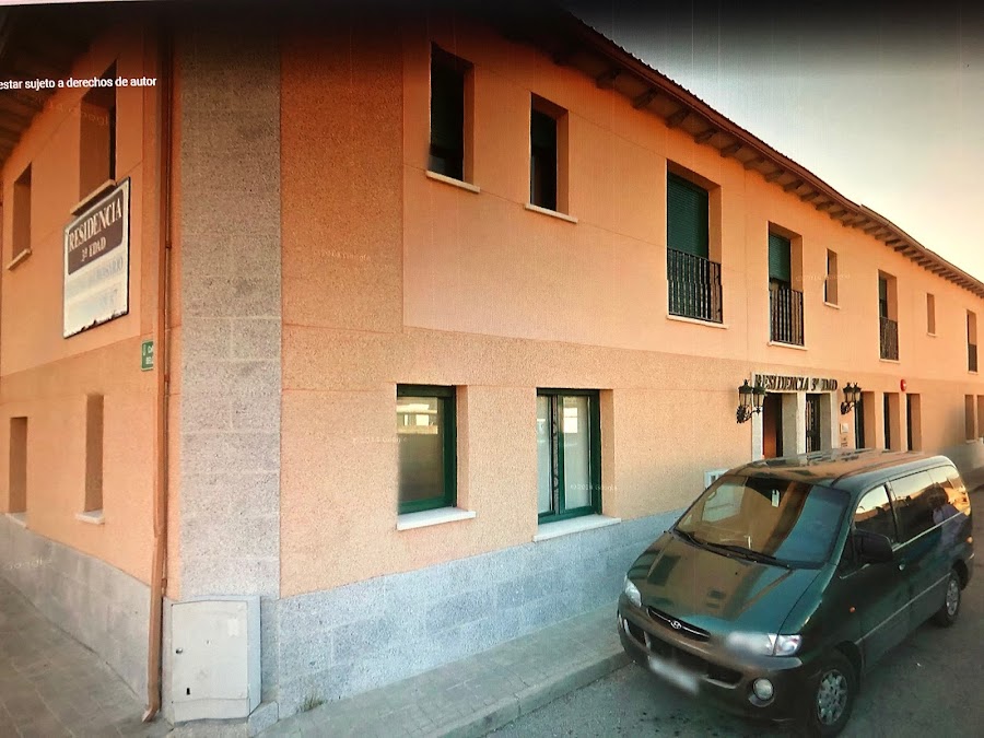 NUESTRA SEÑORA DEL ROSARIO ( LA CABRERA), RESIDENCIA PERSONAS MAYORES — residencia de mayores en Sierra (foto 1)