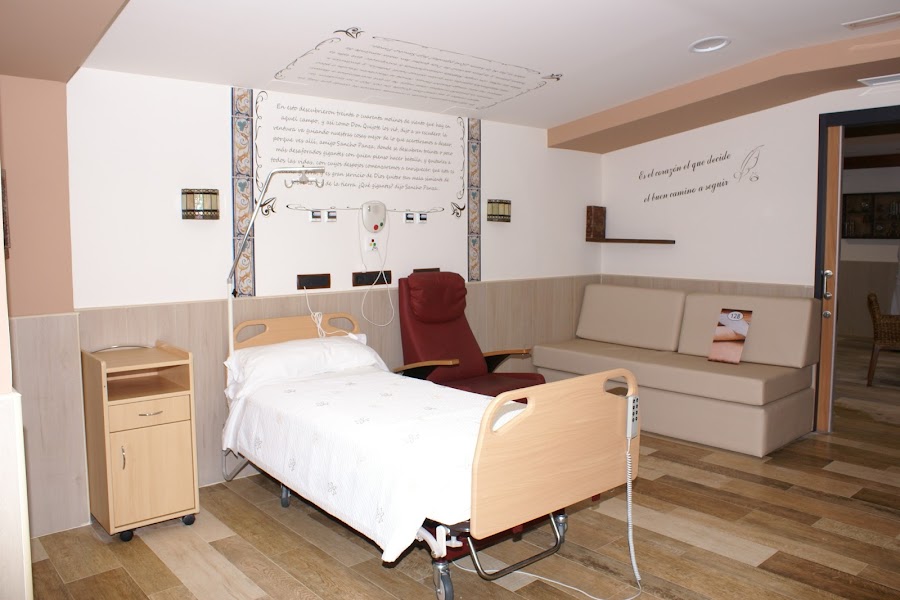 SAN CAMILO, RESIDENCIA DE PERSONAS MAYORES — residencia de mayores en Sierra (foto 4)