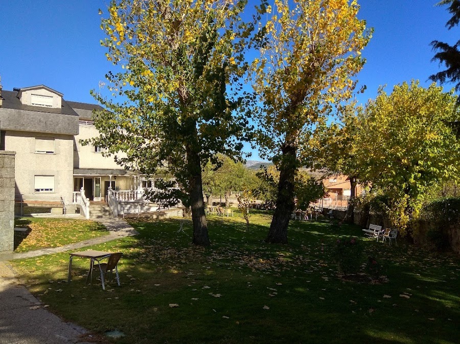 LOS ANGELES (GUADARRAMA), RESIDENCIA PERSONAS MAYORES — residencia de mayores en Sierra (foto 1)
