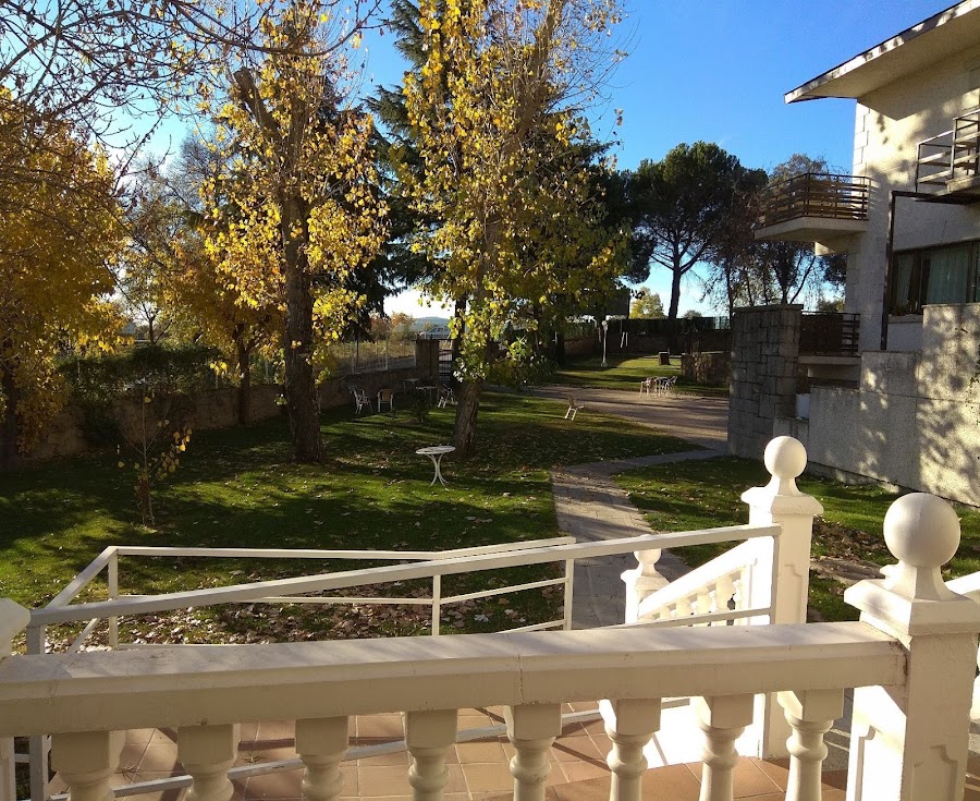 LOS ANGELES (GUADARRAMA), RESIDENCIA PERSONAS MAYORES — residencia de mayores en Sierra (foto 3)