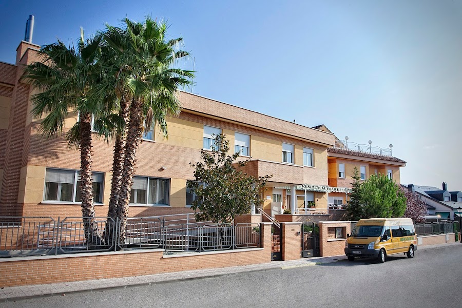 LA EDAD DE ORO, RESIDENCIA DE PERSONAS MAYORES — residencia de mayores en Suroeste (foto 1)