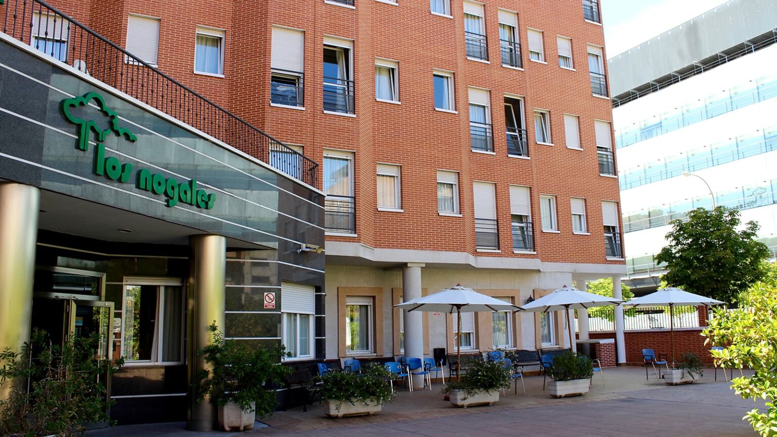 LOS NOGALES PACIFICO, RESIDENCIA DE PERSONAS MAYORES — residencia de mayores en Retiro (foto 1)