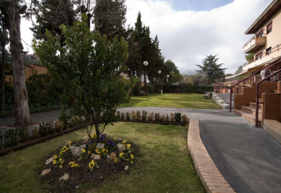 ATENEA MIRASIERRA, RESIDENCIA PERSONAS MAYORES — residencia de mayores en Fuencarral-El Pardo (foto 2)