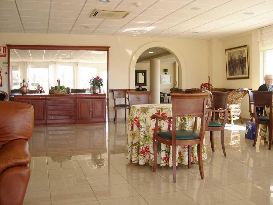 GUADARRAMA-ESCORIAL, RESIDENCIA PERSONAS MAYORES — residencia de mayores en Sierra (foto 4)