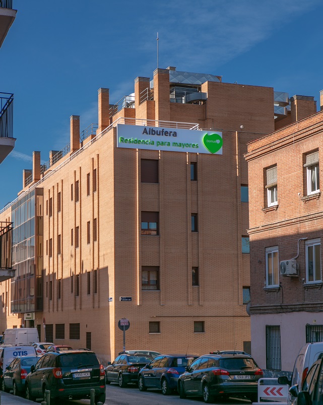 DOMUSVI ALBUFERA, RESIDENCIA DE PERSONAS MAYORES — residencia de mayores en Puente De Vallecas (foto 1)