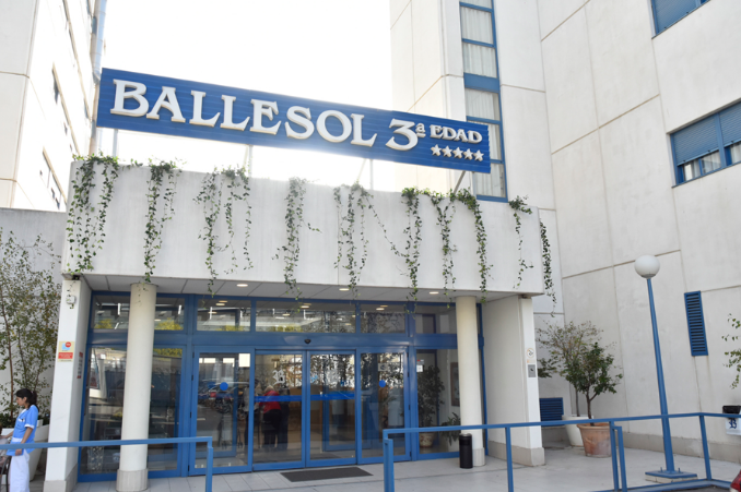 BALLESOL CENTRO RESIDENCIAL PASILLO VERDE — residencia de mayores en Arganzuela (foto 5)