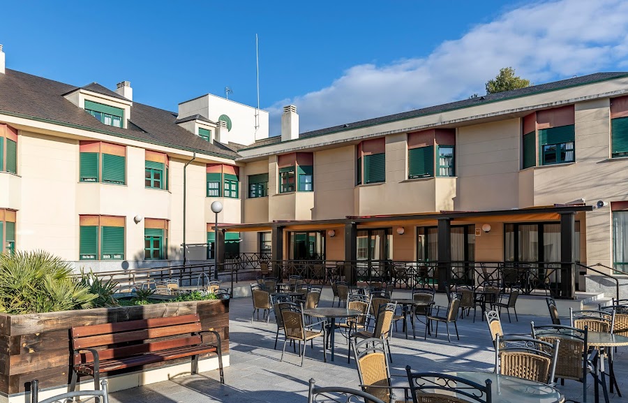 BOUCO TORRELODONES, RESIDENCIA PARA PERSONAS MAYORES — residencia de mayores en Sierra (foto 4)