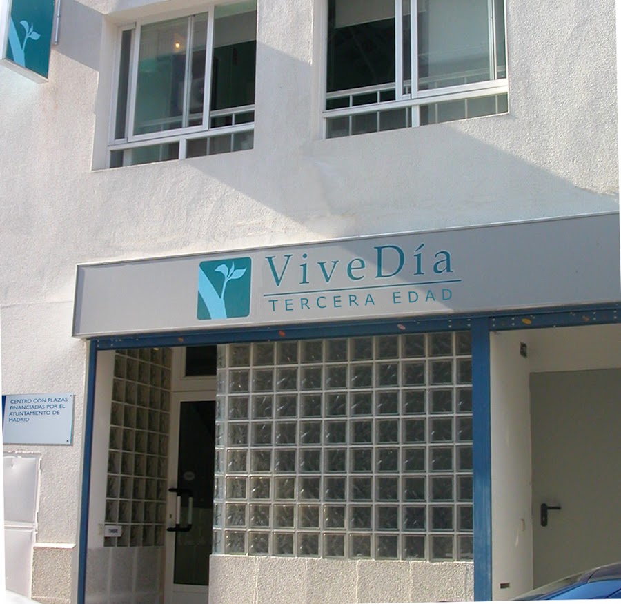 CENTRO DE DIA VIVEDIA PERSONAS MAYORES — residencia de mayores en Usera (foto 1)