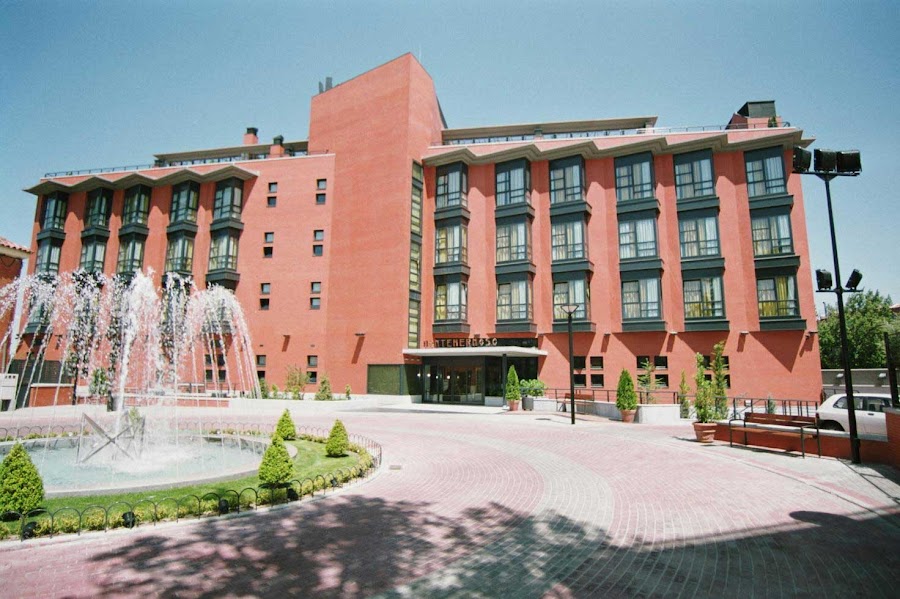 MONTEHERMOSO, CENTRO DE DIA — residencia de mayores en Latina (foto 1)