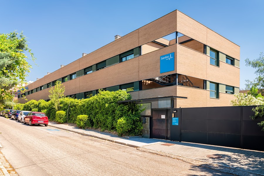 CENTRO RESIDENCIAL SANITAS EL ESCORIAL — residencia de mayores en Noroeste (foto 1)
