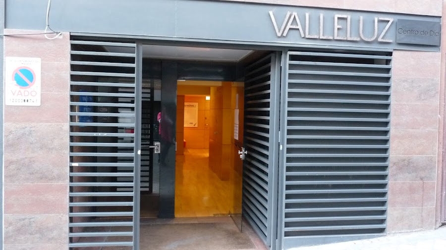 CENTRO DE DIA VALLELUZ — residencia de mayores en Usera (foto 1)