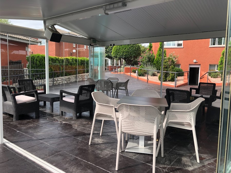 GLADIOLOS, RESIDENCIA PERSONAS MAYORES — residencia de mayores en Sierra (foto 1)