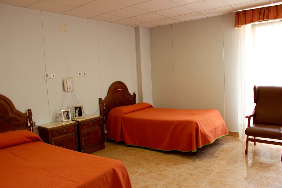LOS NOGALES PUERTA DE HIERRO I, CENTRO DE DIA (PLAN VELOCIDAD) — residencia de mayores en Fuencarral-El Pardo (foto 2)