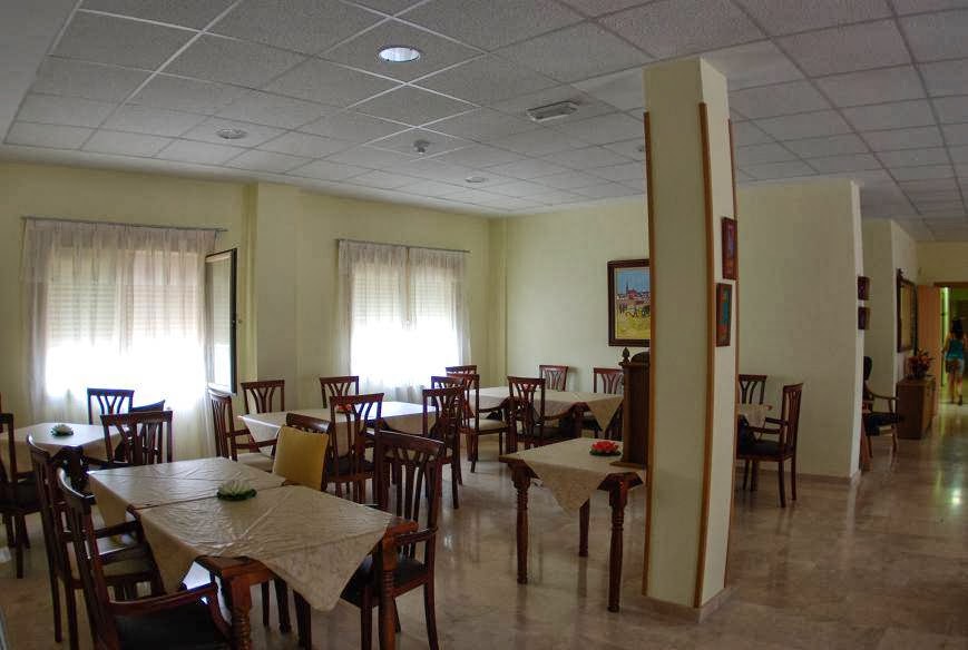 CENTRO RESIDENCIAL MIXTO PARA LA 3ª EDAD VIRGEN DE REGLA — residencia de mayores en Sierra (foto 2)