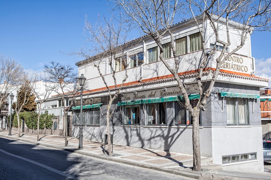 LAS ROSAS DEL CAMINO, RESIDENCIA DE PERSONAS MAYORES — residencia de mayores en Suroeste (foto 1)