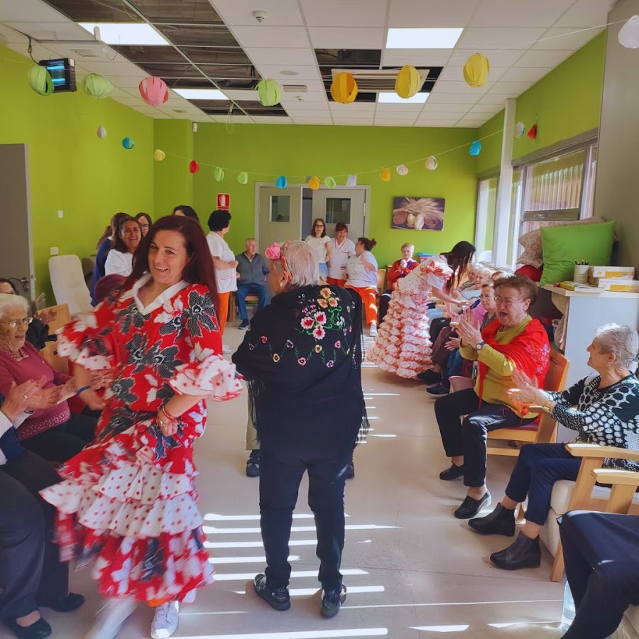 ANTONIO MINGOTE, CENTRO DE DIA PARA PERSONAS MAYORES — residencia de mayores en Sureste (foto 5)