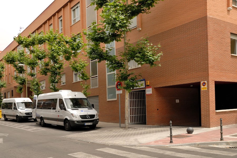 COLISEE, AV. CORUÑA C. VIVIENDA COMUNITARIA — residencia de mayores en Nordeste (foto 1)