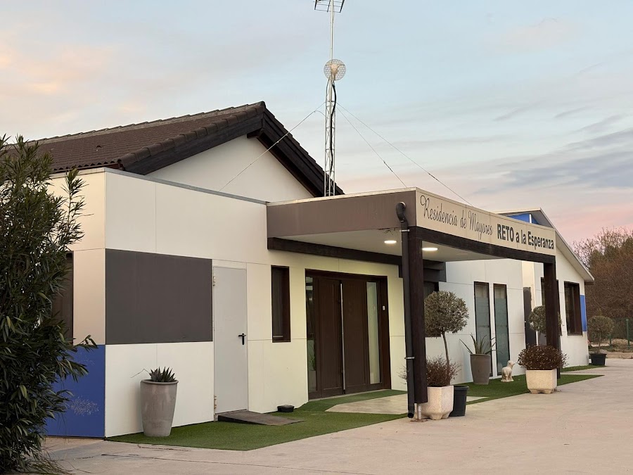 RETO A LA ESPERANZA, RESIDENCIA DE PERSONAS MAYORES — residencia de mayores en Sureste (foto 2)