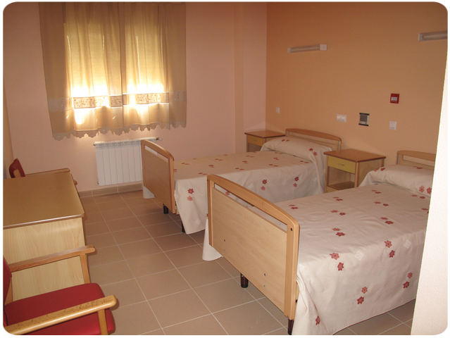 RESIDENCIA REAL DE ROZAS, RESIDENCIA DE PERSONAS MAYORES — residencia de mayores en Suroeste (foto 2)
