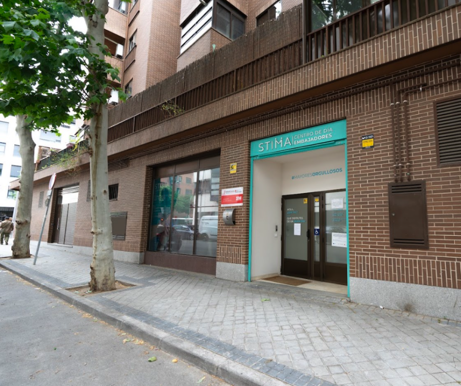 CENTRO DE DIA STIMA EMBAJADORES — residencia de mayores en Arganzuela (foto 1)