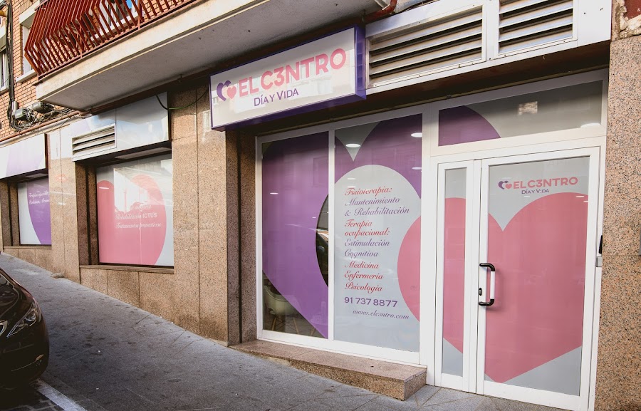 EL C3NTRO — residencia de mayores en Noroeste (foto 1)
