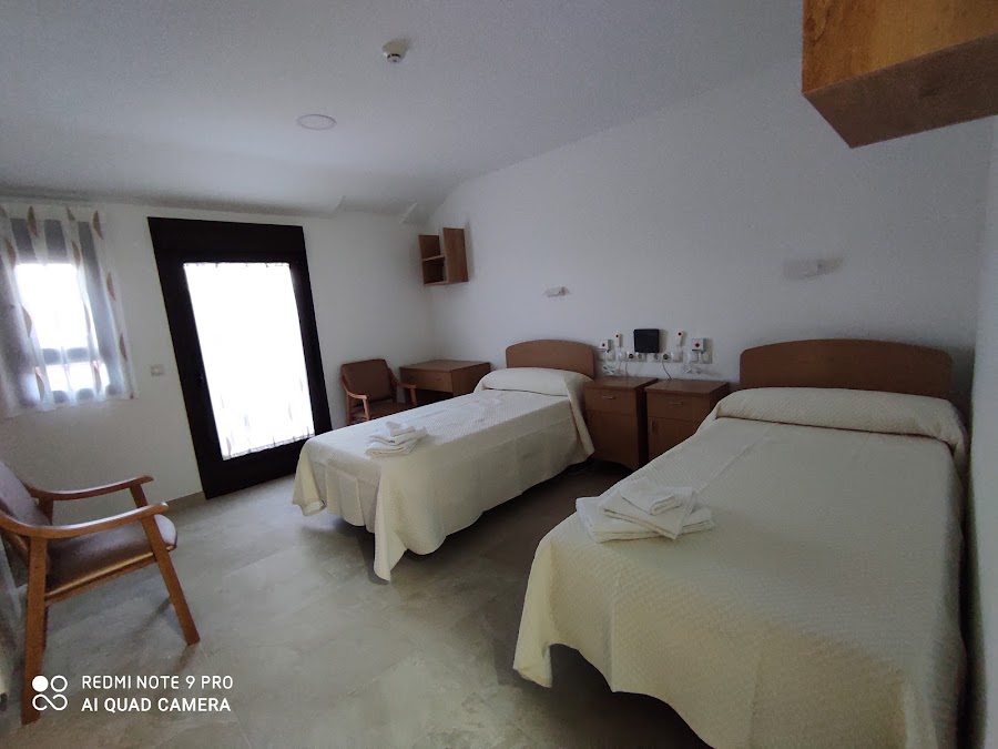 RESIDENCIA DE PERSONAS MAYORES LOS MANZANOS — residencia de mayores en Suroeste (foto 1)