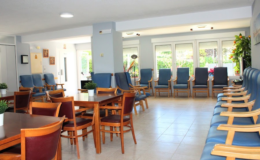 LOS CLAVELES RESIDENCIA DE PERSONAS MAYORES — residencia de mayores en Sierra (foto 2)