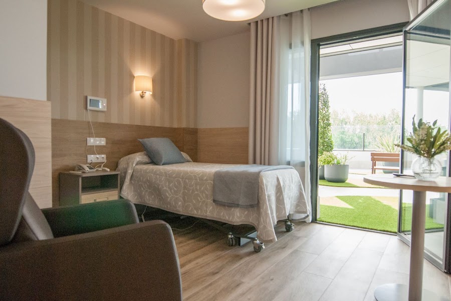 RESIDENCIA DE PERSONAS MAYORES VALDELUZ ARROYOMOLINOS — residencia de mayores en Medio-Sur (foto 4)