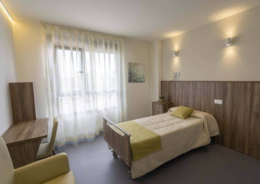 RESIDENCIA DE PERSONAS MAYORES AMAVIR LA GAVIA — residencia de mayores en Villa De Vallecas (foto 3)