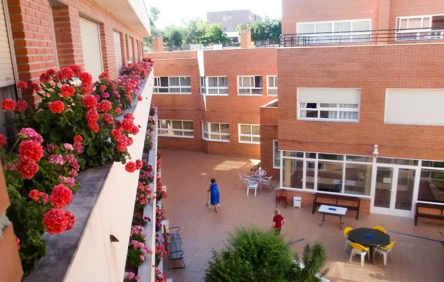 LOS PEÑASCALES, RESIDENCIA DE PERSONAS MAYORES — residencia de mayores en Sierra (foto 3)